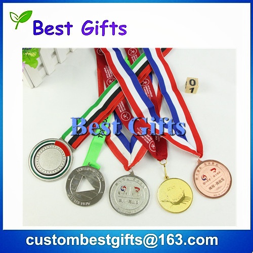 Custom running medal, sports medal. metal medal with company logo